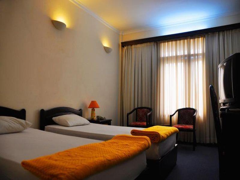 Ha Tien Hotel Eksteriør billede